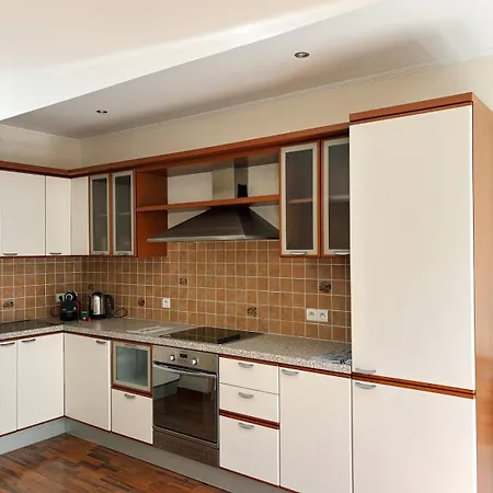 Hyper-centre, Air-conditioned With Balcony Apartman Nizza