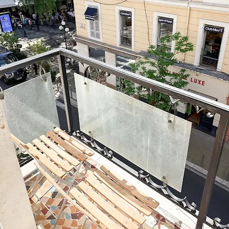 Hyper-centre, Air-conditioned With Balcony *